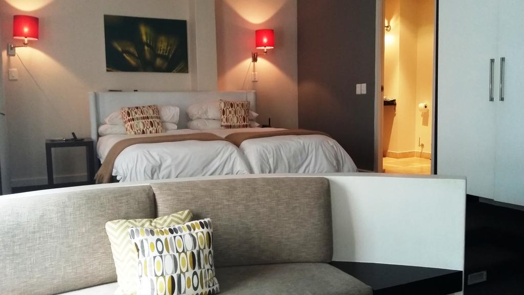 Hotel Aha Adderley 4*