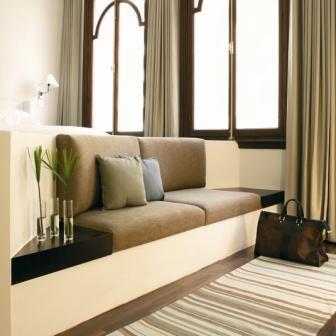 Hotel Aha Adderley 4*